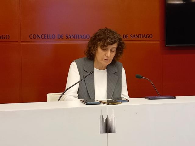 A alcaldesa Goretti Sanmartín na rolda de prensa de onte